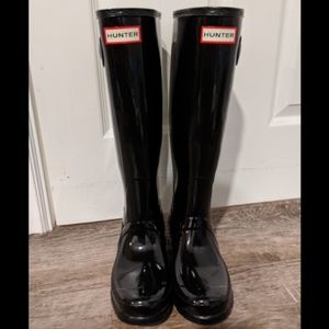 Black Hunter rainboot (Like new condition)